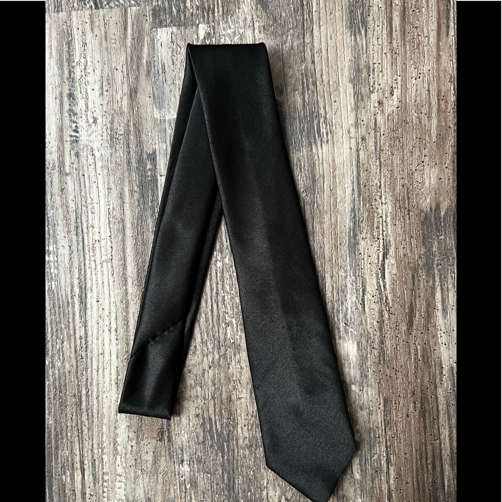 Skinny necktie, black